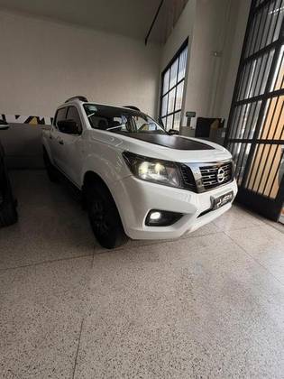 NISSAN FRONTIER 2.3 16V TURBO DIESEL ATTACK CD 4X4 AUTOMÁTICO